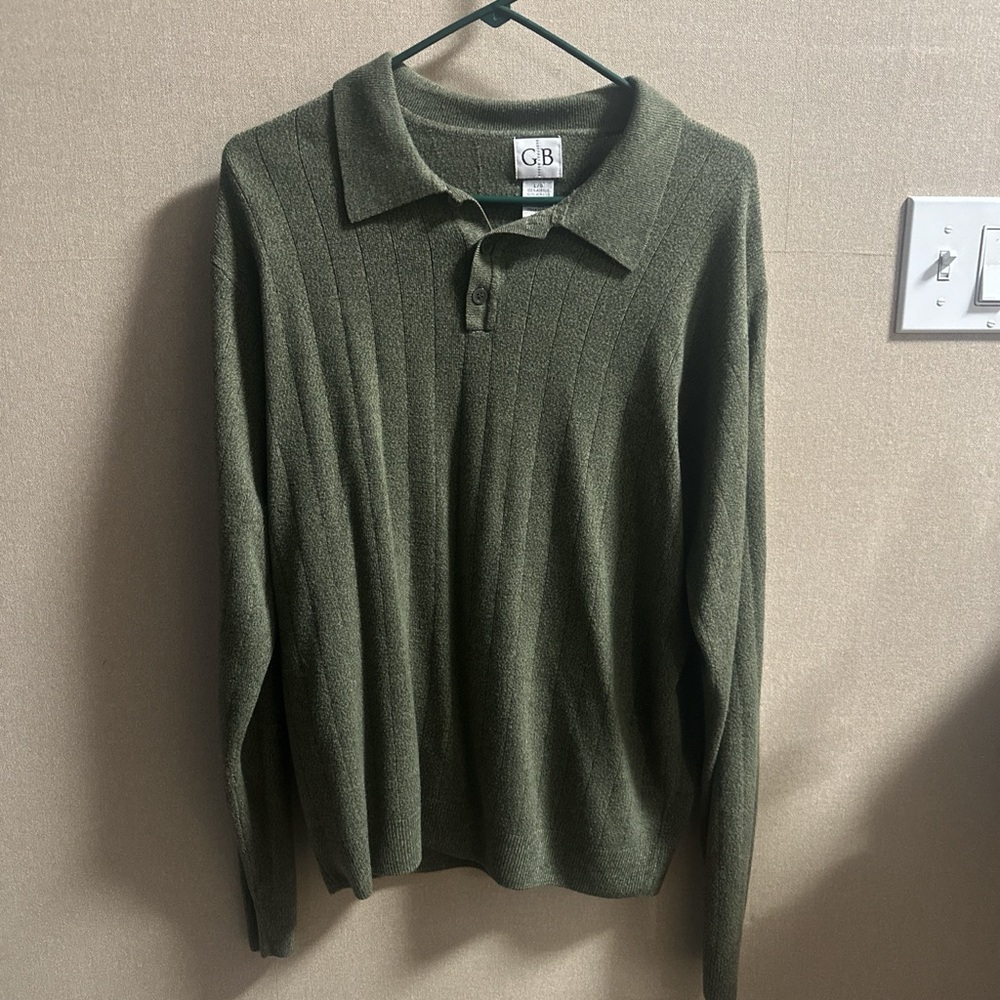 Geoffrey Beene Olive Green Sweater